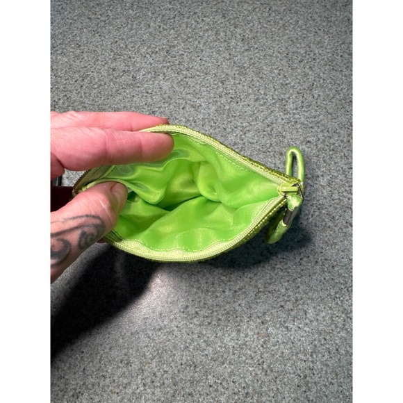 Vintage Style Hand Beaded Parrot Wristlet Pouch Lime Green Tropical Macaw Bag - Picture 4 of 6